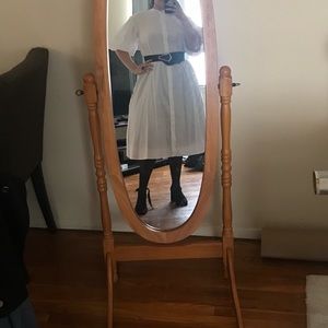 White and black combo never goes wrong